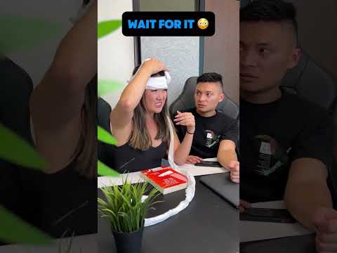 Boyfriend Gets Worried About Girlfriends Surprise! 😳