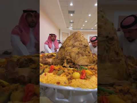 शेखों की दावत देख दंग रह जाओगे !"😱 #dubai #shortvideo