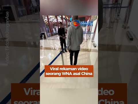 Viral! WNA China Sisipkan Rp500 Ribu di Paspor untuk Lolos Pemeriksaan Bandara #wna #cina #shorts