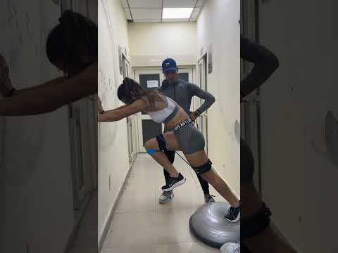 Wall sprint drill with speed band #simransharma #motivation #hardwork #trackandfield #athletics