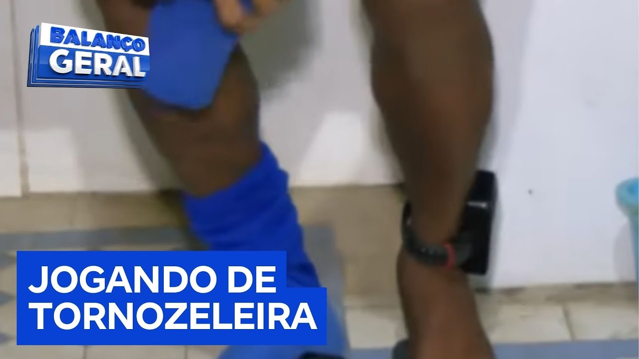 Jogador preso volta a competir usando tornozeleira ao ter progressão em sua pena TV Online Jogador preso volta a competir usando tornozeleira ao ter progressão em sua pena