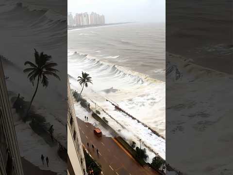 Giant Tsunami Devastates Coast#Horrific Moment#Tsunami Disaster#Coastal Destruction#Vehicle Damage