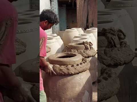 Mud Oven in 56 Seconds #56seconds  #primitivetechnology #trendingshorts #trending