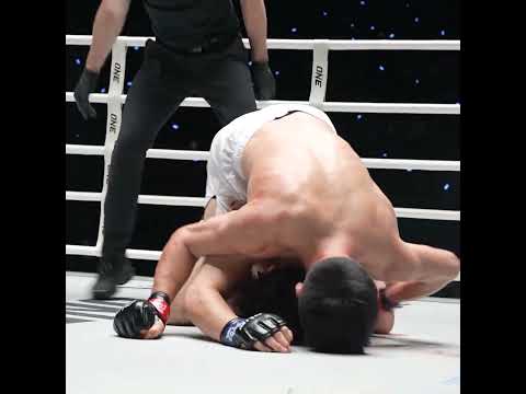 The sounds of those ELBOWS 😫