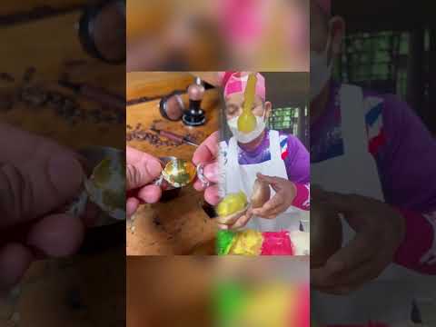 น้ำตาลปั้น ขนมโบราณอร่อยมา
