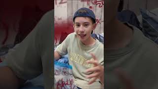 mijos ya vieron el video de @juanchomolinaj ! esto lleva en su maletaaa!  #losmolina #viral #parati