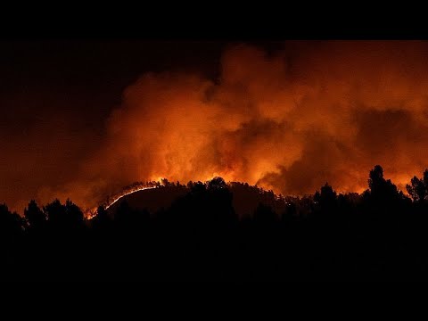 حريق مبكر يجبر السلطات على إجلاء نحو 1000 شخص شرق إسبانيا