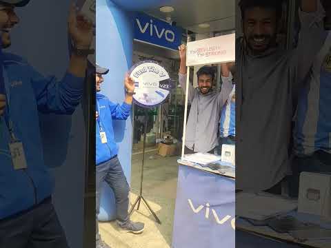 ফ্রী গিফ্ট পেয়ে অনেক খুশি #smartphone #2025 #vivo #vairalshort #shots #funny #new #video #vivooffer