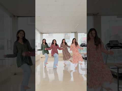 Main Nachdi 🎶💃🥁 #dance #theshuklasisters #punjabisong #sisters