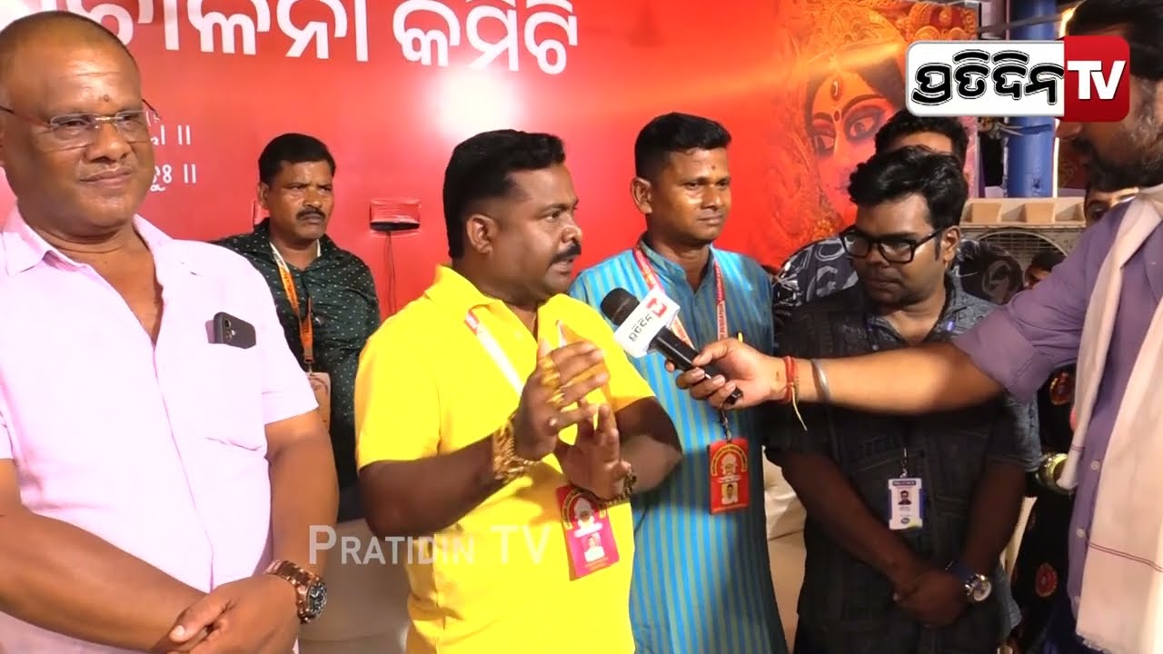 RJ ଗୁରୁ, ଗୁଡ଼ି ଓ ରାଜୀବ, ରସୁଲଗଡ଼ ପୂଜା କମିଟିକୁ ଦେଲେ green tea ପାଇଁ Big green Durga କପ୍। BIG FM 92.7