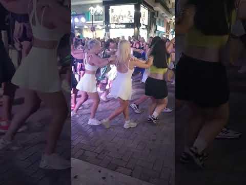 1 Νοεμβρίου 2025