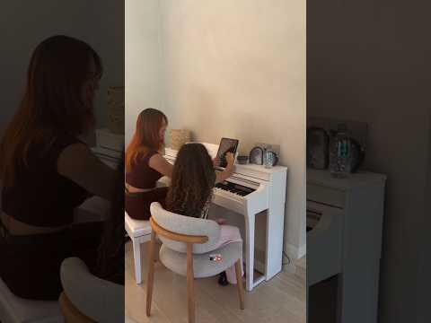 Alana showing her sweet voice during a singing lesson 🥹❤️