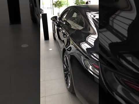 Porsche Panamera Individual