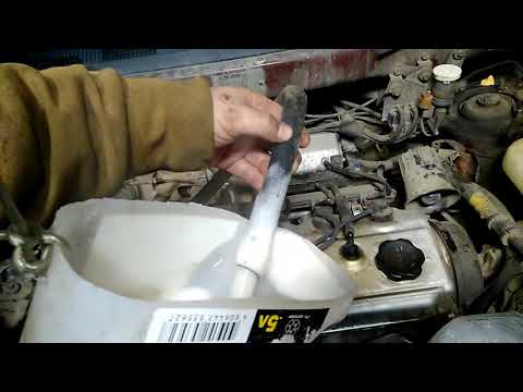 Промывка радиатора печки Mitsubishi space wagon.