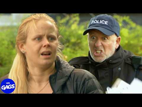 Il a dû se débarrasser du téléphone | Juste Pour Rire Les Gags