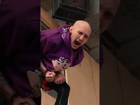 Z tohohle budou Jaye bolet kotníky 🤕😝