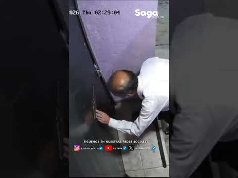 ¡ELECTROCUTADO!: Ladrón TREPA barda de ALTA TENSIÓN y la corriente lo LANZA