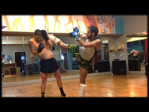 Kickboxing Training + Combo