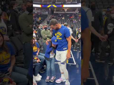 Stephen Curry Makes This Fan’s Year | #shorts video clip