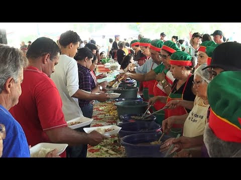 MUITA COMIDA NA FESTA TRADICIONAL DE REIS DO POVOADO DE  LAGES - ITAPURANGA GOIÁS