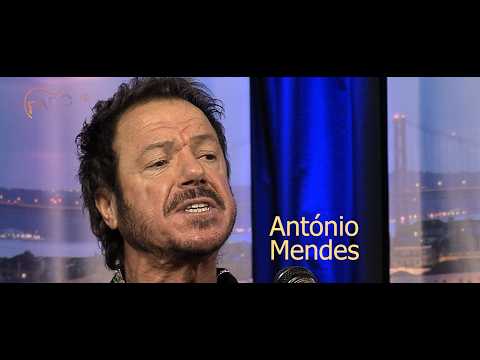 ANTÓNIO MENDES ao vivo com o fado " Férias Em Lisboa " | #FadoTV