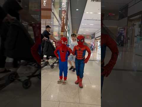 لقينا 2#سبايدرمان بالمول /@Kidskoki #funny #كيدز #خلودة #شفا #العاب_اطفال #شرطة #shortsvideo