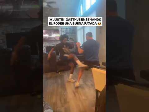 Patada con técnica, vs patada con fuerza bruta por #justingaethje ☠️😱  #ufc #mma