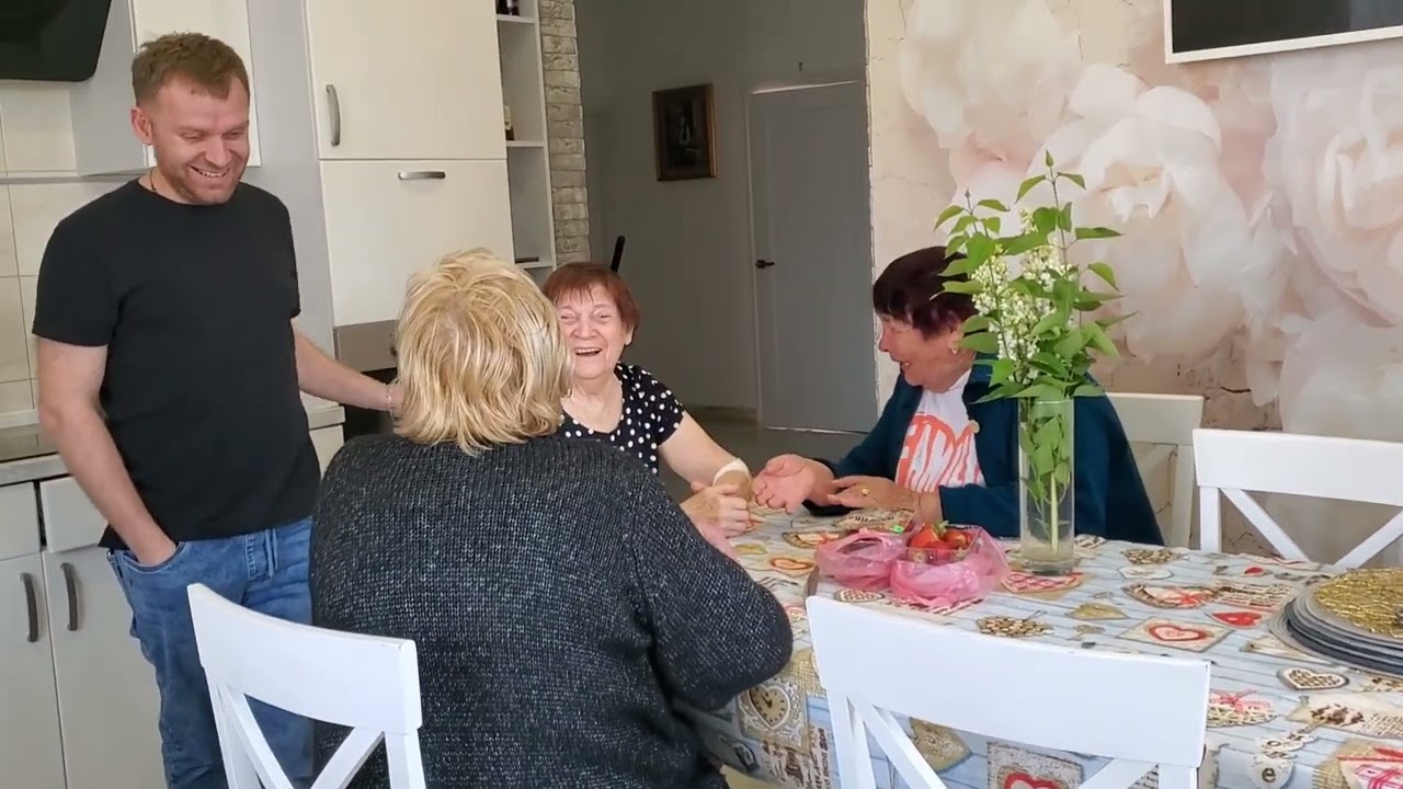Проведали Надежду! Все приехали на Игрень! Будем готовить картошку