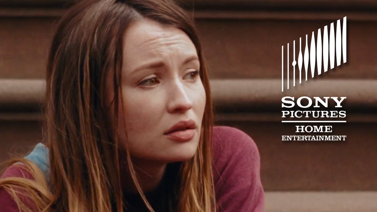 Golden Exits Anonso santrauka
