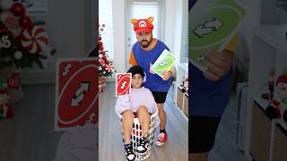 Mamá y Papá juegan UNO!
