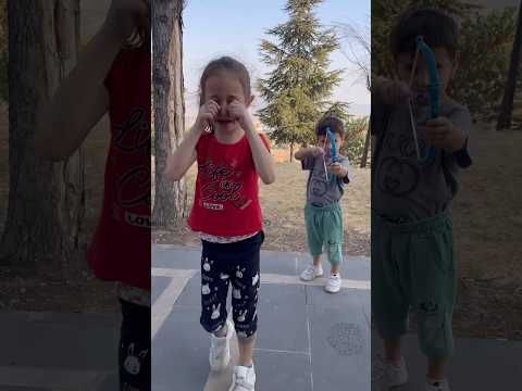 صارت تبكي 😞 لاني ماحدا لعب معا 💥وأنا فرحتا 🎉