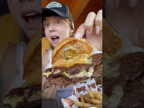 Come with me to break my wedding diet! 👏🏼🍔🥹 #burger #wedding #tastetest