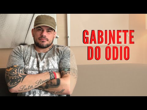 FACEBOOK derruba rede bolsonarista.