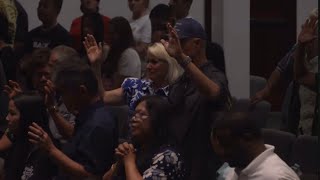 Maui’s Pastor Marocco Speaks A Prophetic Word Over Eric & Lisa West