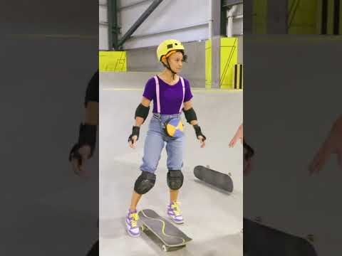 Can Meekah Learn How to Skateboard? #shorts #skateboarding