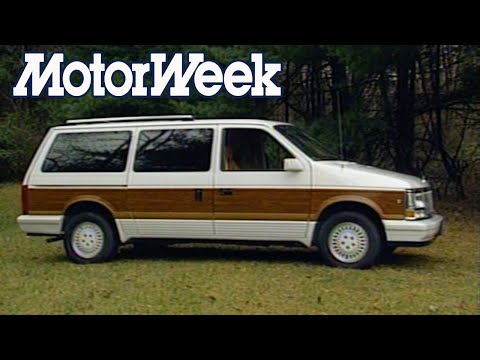 1990 Chrysler Town & Country | Retro Review