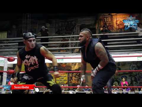 El Oriental y Sharlie Rockstar vs Steve Pain y Halloween en la Arena Azteca Budokan