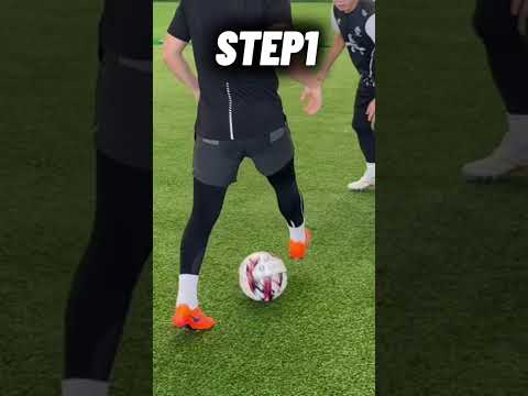football skill tutorial⭐️⚽️#soccer #footballskills #soccer
