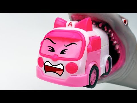 Robocar Poli cars rescue Amber Roy Heli from hungry Giant shark mouth monster toy