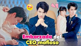 RENACIDA queda EMBARAZADA del CEO MAFIOSO y el la trata como su TESORO