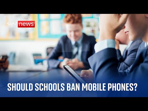 Should mobile phones in England be banned?
