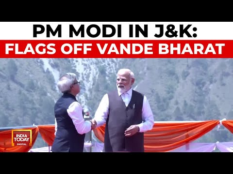 PM Modi Inaugurates World's Highest Railway Bridge, Flags Of Vande Bharat Train In J&K | India Today