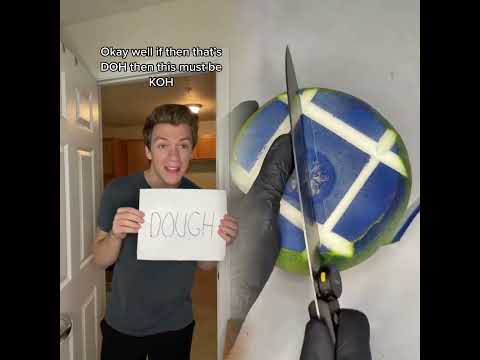 ENGLISH IS CONFUSING😂😂 #tiktokcomedy #funny #laugh #english #foryou #fypツ #funny