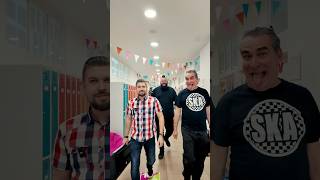 Netradičná hudobná výchova 🎹🎸🎤v podaní kapely Polemic 🏁 #school  #skola #hudobnavychova #ska