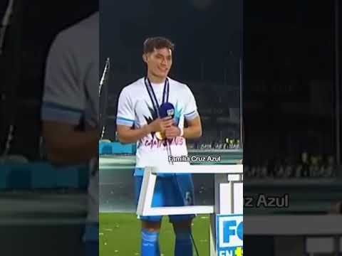 Chiquete Orozco públicamente le dice que le tiene miedo a su esposa #cruzazulfc #futbol #refuerzo
