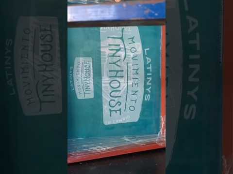 Shablones para serigrafiar remeras del Movimiento Tiny House en Argentina y América Latina