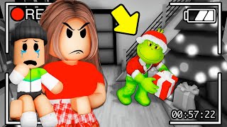 Nous avons SURPRIS le GRINCH sur notre CAMÉRA DE SÉCURITÉ dans Roblox Brookhaven !!