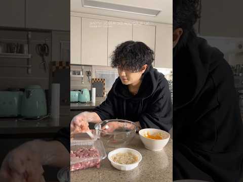 Кореєць готує голубці🇺🇦❤️🇰🇷 #українськийютуб