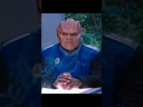 The Orville | Bortus & Klydenโs Smoking Chat Gets Shut Down ๐ฌ๐ค