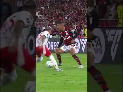 SAMU LINO 🥵🇧🇷 CONMEBOL #LIBERTADORES #GLORIAETERNA